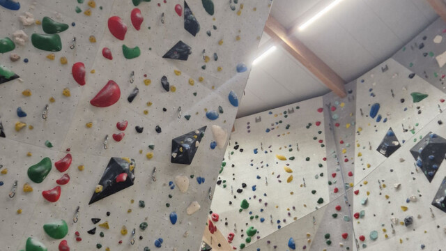 Bambule Nürnberg Kletterhalle Höhe ca. 16 Meter
