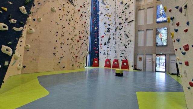 Selbstsicherungsautomaten in der Bad Aiblinger Kletterhalle